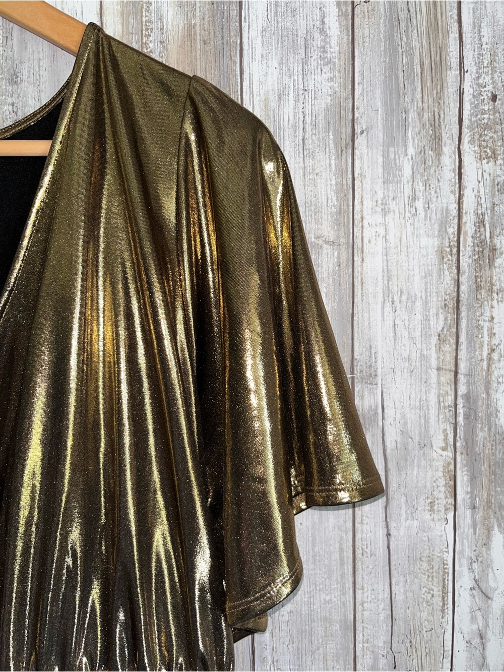 Torrid Gold Liquid Shine Surplice Peplum Top Metallic Flutter Sleeve 1X NWT - Picture 4 of 6